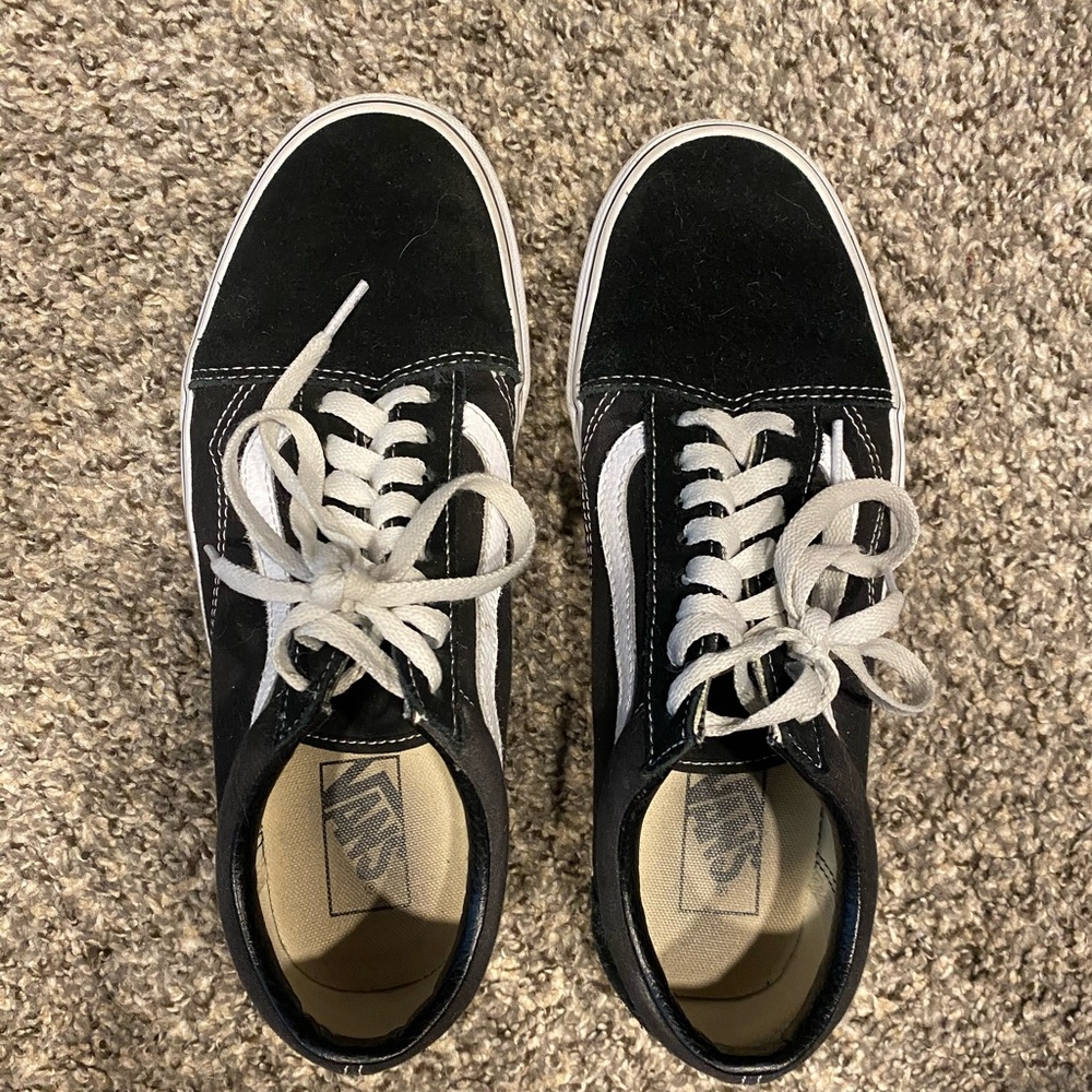 black low top vans